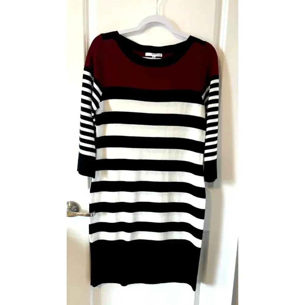 Studio One New York Sweater Dress Red Black White Stripe Size M Stretch Soft